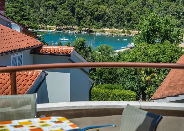 Beautiful-banjole-beachside-apartment-a1-150m-from-the-beach * Banjole