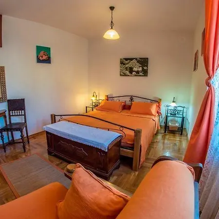 Beautiful-banjole-beachside-apartment-a1-150m-from-the-beach *