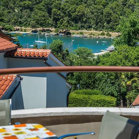 Beautiful-banjole-beachside-apartment-a1-150m-from-the-beach * Banjole