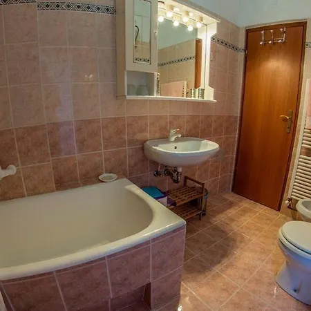 Beautiful-banjole-beachside-apartment-a1-150m-from-the-beach * Banjole